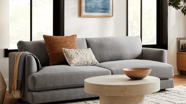 Export: The 11 Best Fourth of July Sofa Deals You Can Buy Right Now (Up to 60% O