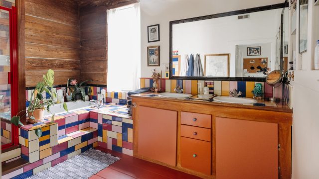 Rediscovering Vintage Features: Why Folding Wall Seats Are Making a Comeback