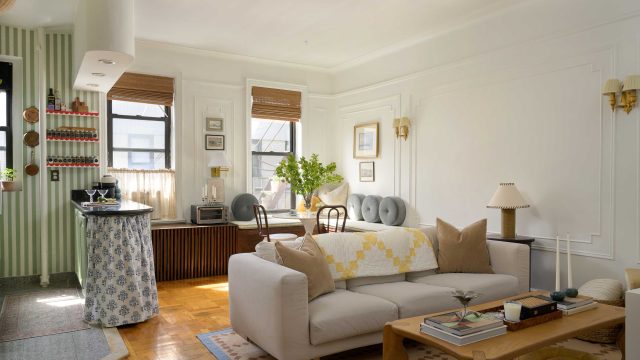 Top Affordable Sofas for Compact Living Spaces Under $1,000