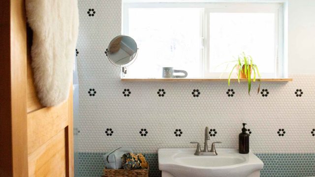 Transform Your Bathroom with Affordable Storage Solutions