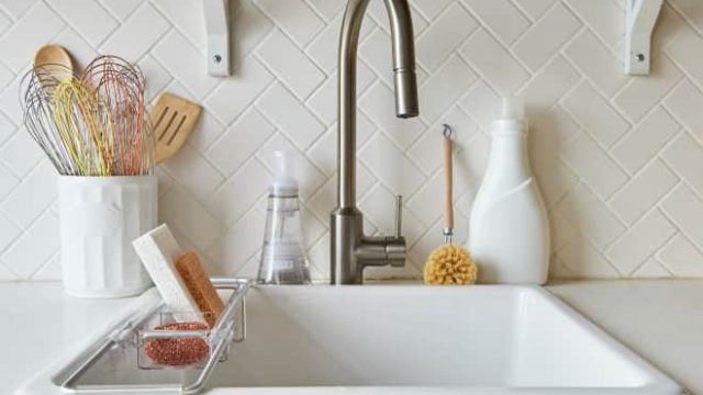 Revolutionizing Dishwashing: The Case for Solid Soap