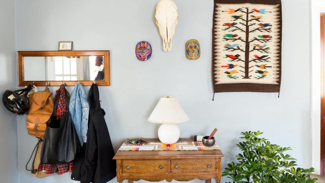 Maximize Your Entryway Storage with Innovative Coat Rack Ideas