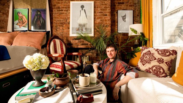 Transforming Small Spaces: Innovative Studio Design Tactics