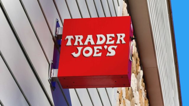 Discover the Hottest Fall Candle Trend at Trader Joe’s for 2023
