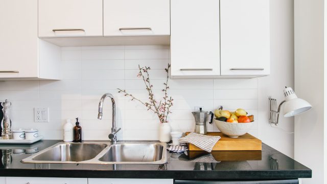 Transform Your Kitchen: Innovative Sink Cleaning Tips for 2024