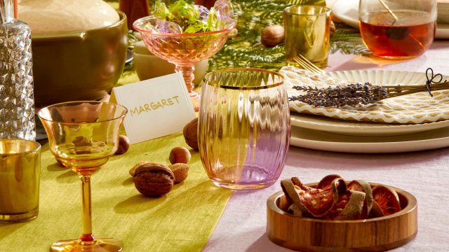 Transform Your Home: DIY Mini Lamp from a Wine Glass