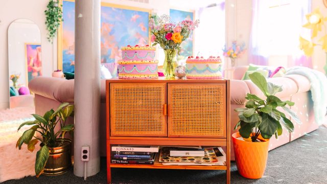 Why Embracing Home Clutter is the Latest Trend in Interior Design