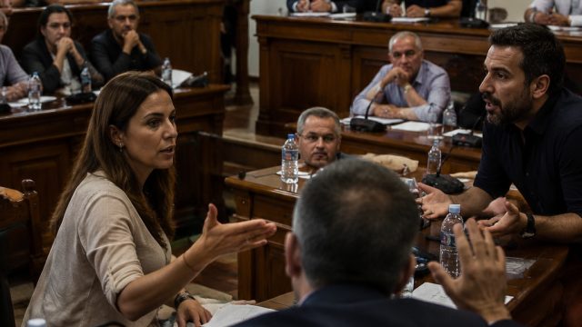 Heated Debate on Migrant Shelter Proposal in Heraklion Council Meeting | online 168 slot, macan erek erek