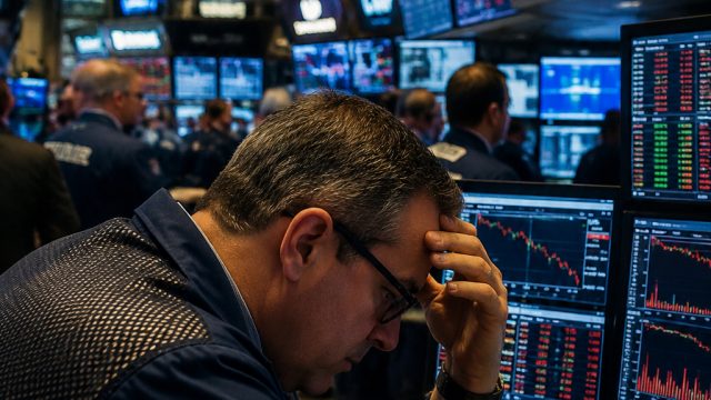 Global Stock Markets See Tech Sector Decline Amid Economic Uncertainty