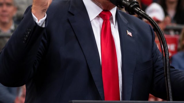 Trump's Economic Rhetoric: A Shift Towards Desperation in Pennsylvania | bebek sport slot link alternatif, cara menang di pkv game, gemini 99 slot