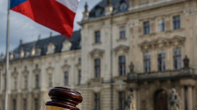 Czech Constitutional Court Orders Government to Allow President's NATO Summit Attendance | oke777, s